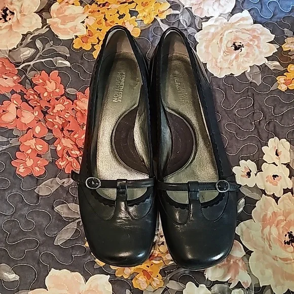 Kenneth Cole Reaction | Shoes | Kenneth Cole Reaction Black  display picture 2